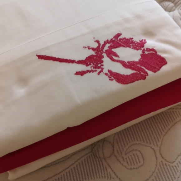 100% Cotton satin sheets set with satin embroidery - Picture 8 of 15